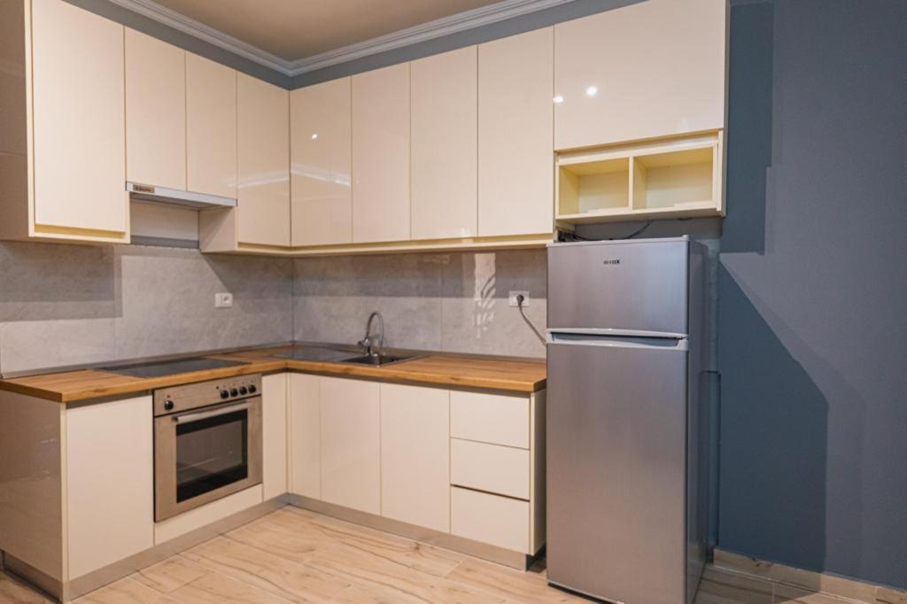 Holiday Apartment Влёра Экстерьер фото