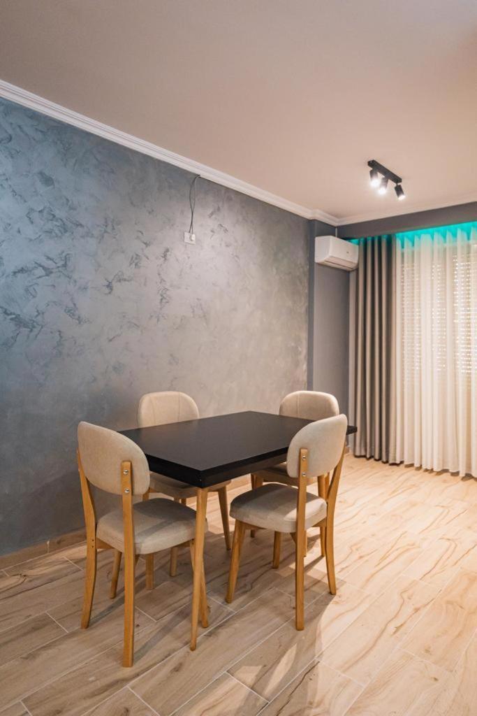 Holiday Apartment Влёра Экстерьер фото