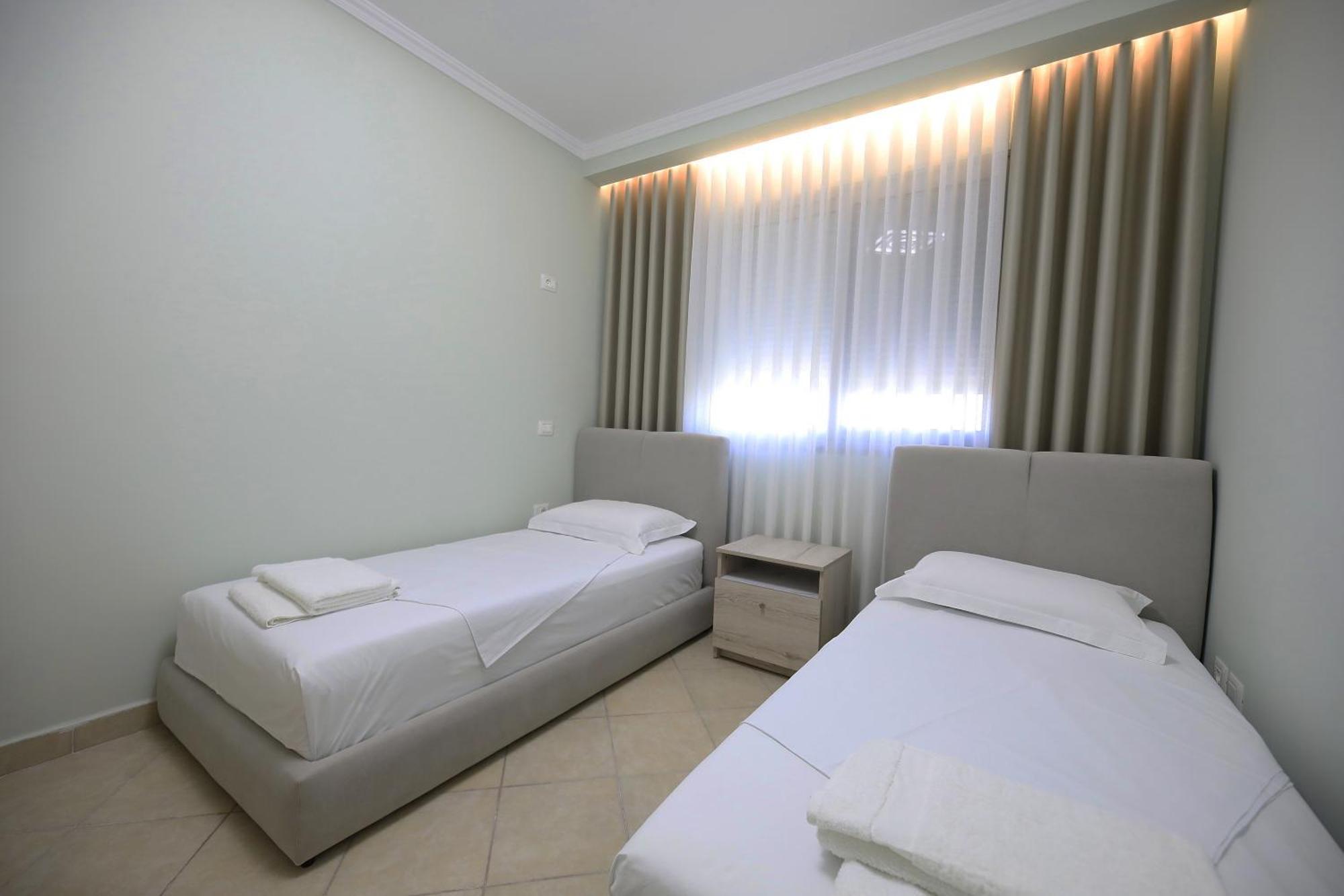 Holiday Apartment Влёра Экстерьер фото